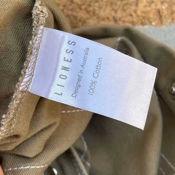 Lioness Jumpsuit  “Williamsburg” Coveralls Belted Medium - Picture 12 of 13